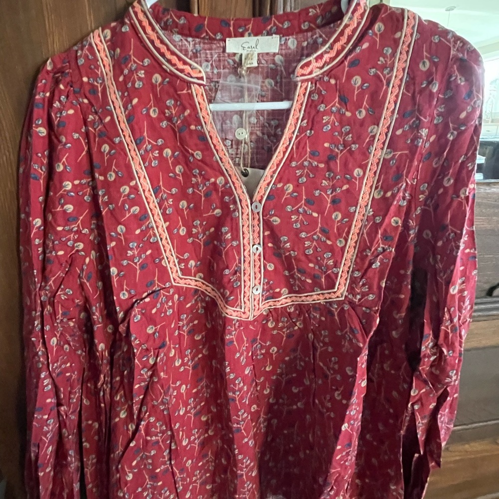 NWT easel Red Floral Button-Front Top with Embroidered Yoke
